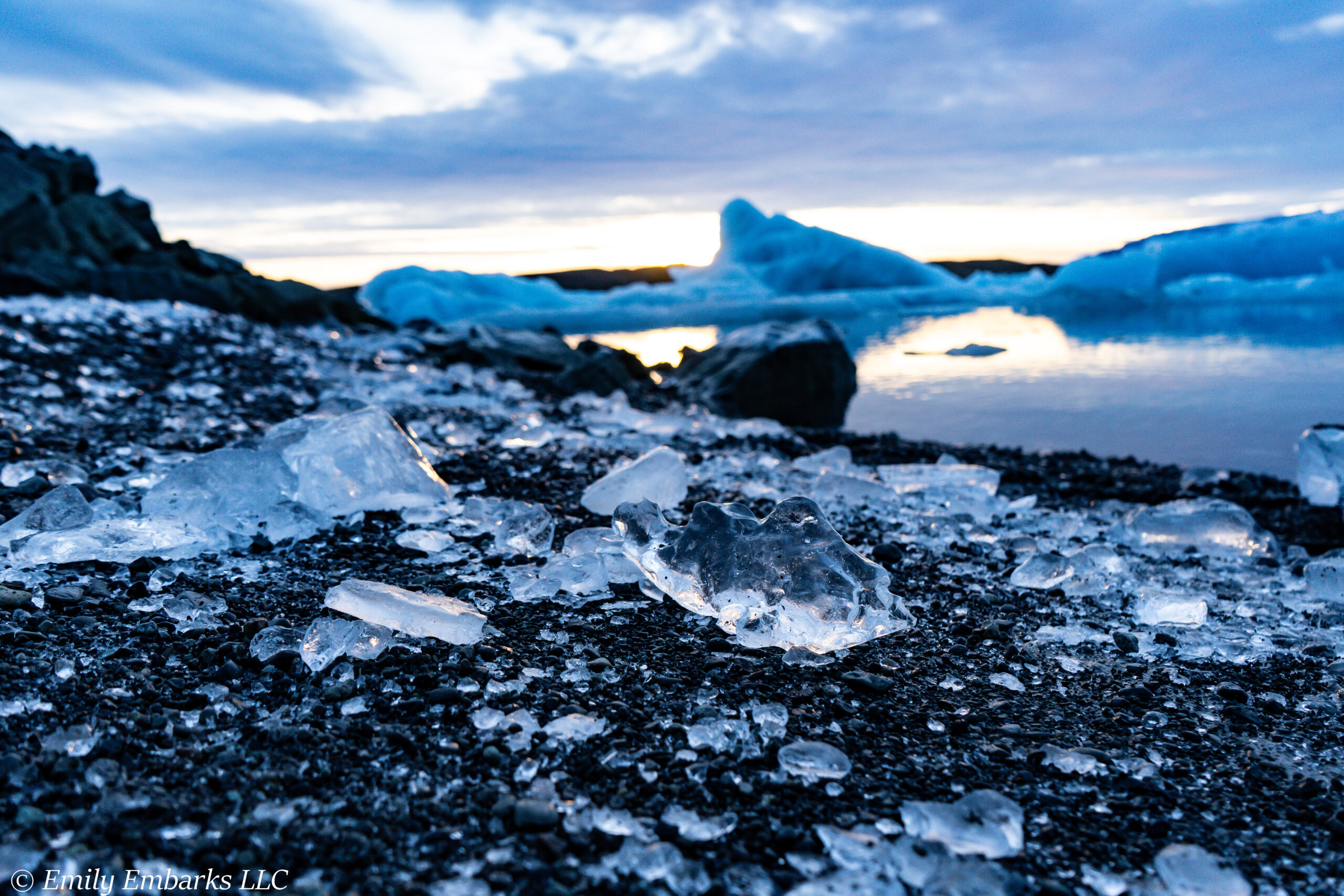 Jökulsárlón glacier lagoon in Iceland at dusk
